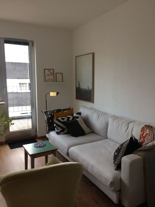 Wohnzimmer und Schlafsofa
