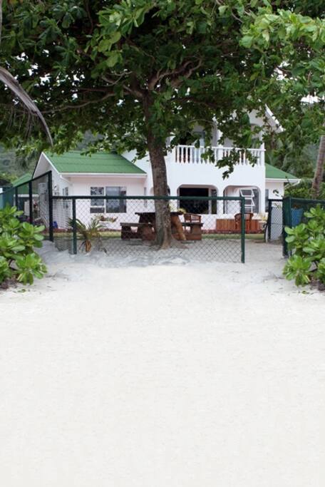 Quick access to the beach