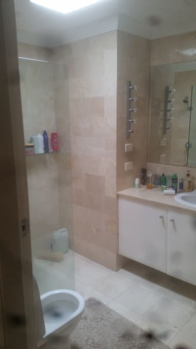 Ensuite