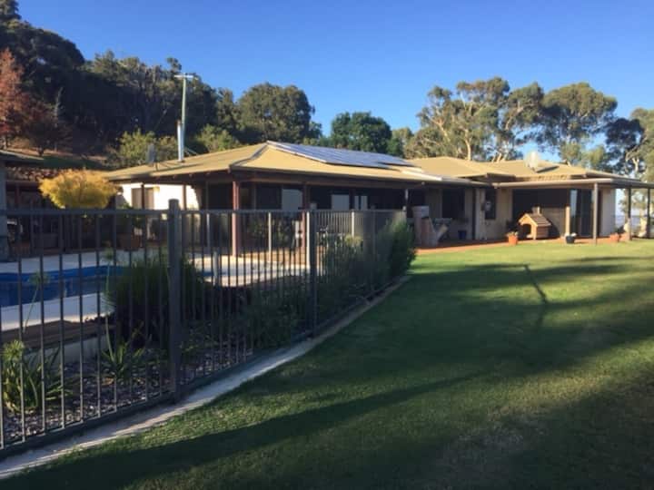 Dwellingup Holiday Rentals & Homes Western Australia, Australia Airbnb