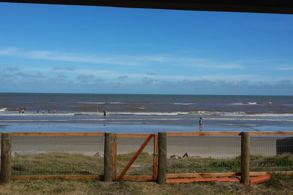 Casa de frente para o mar