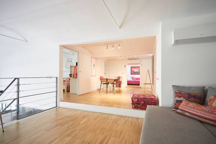 Poblenou Loft gallery image 3