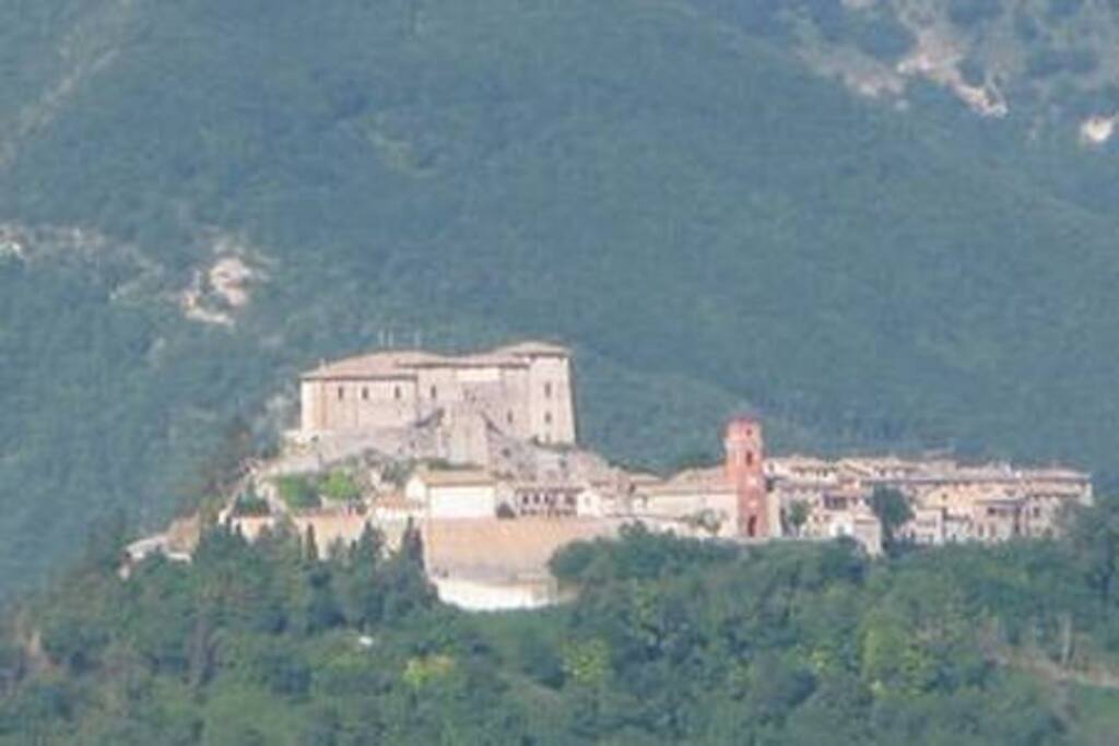Castello di Frontone