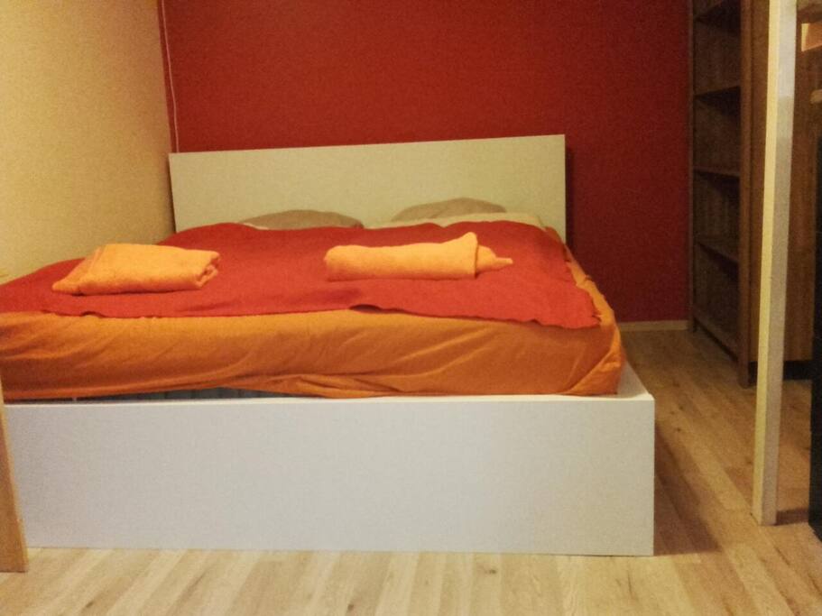 The new king size bed under the gallery