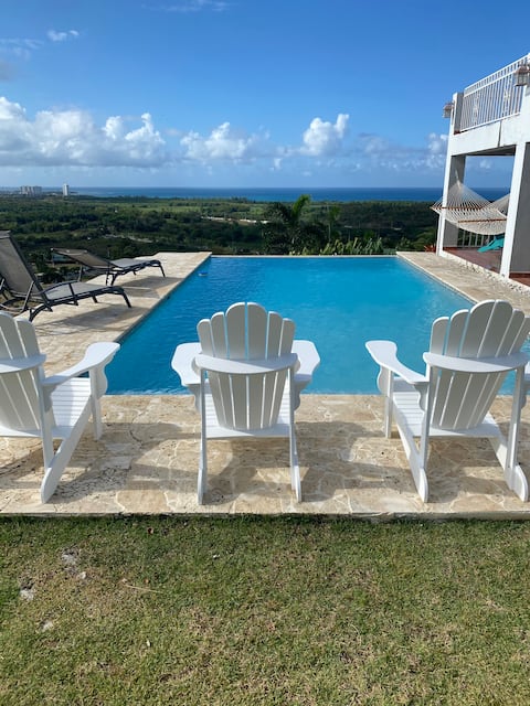 Hacienda Margarita-Infinity Pool, Lg Home & Views!