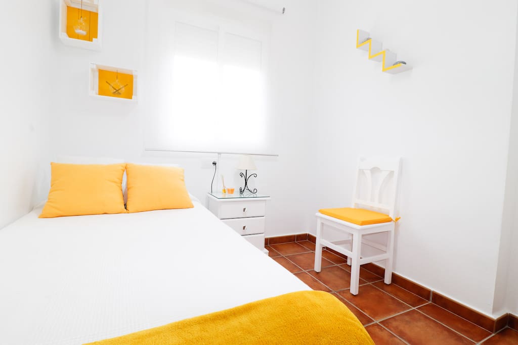 Habitación individual cama-nido, (2 camas 0,90x0,90)