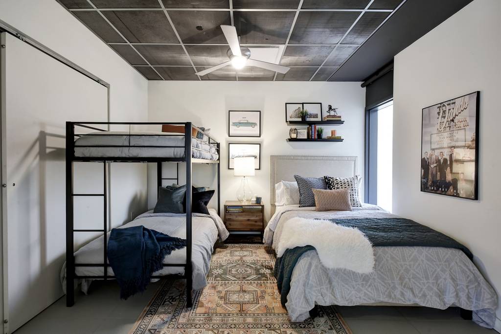 Hip Designer Loft | Walk to 6th Street & Rainey