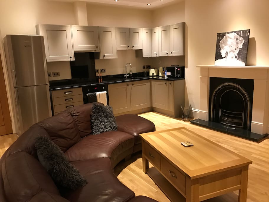 Living / Kitchen