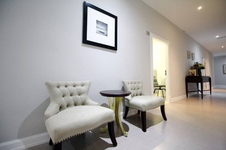 Private Pool Villa Suite2 : 4-5 bedroom (1st fl.) gallery image 5