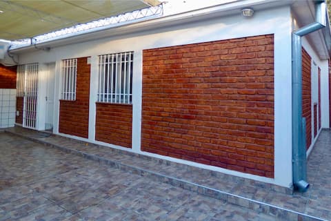 Airbnb con mejor rendimiento: 2 Bedrooms Alto Dorrego, 5min from Mendoza Capital en Departamento Guaymallén