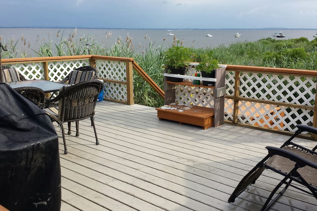 DECK VIEW 2