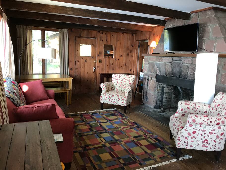 Living/Dining area