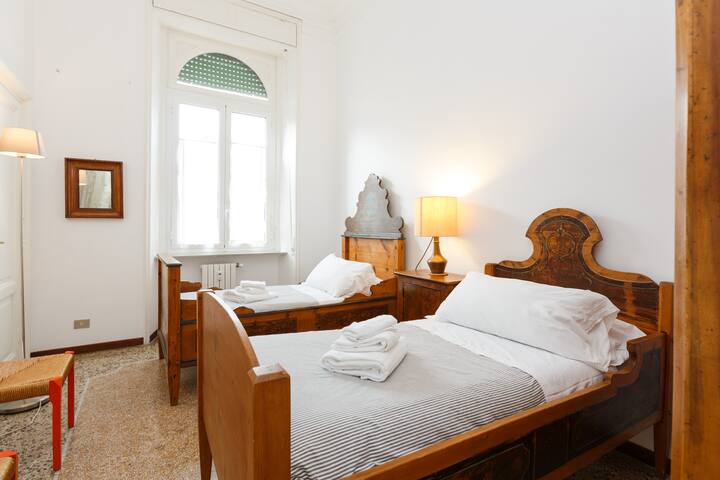 FromHometoRome – Wanderlust vacation rental gallery image 2