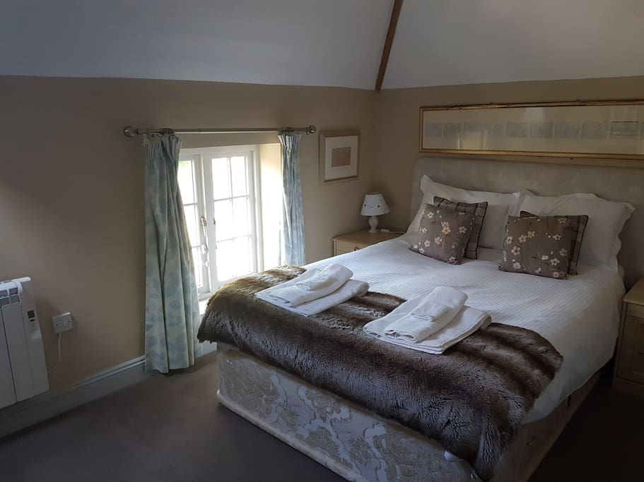 No.1 double bed ensuite