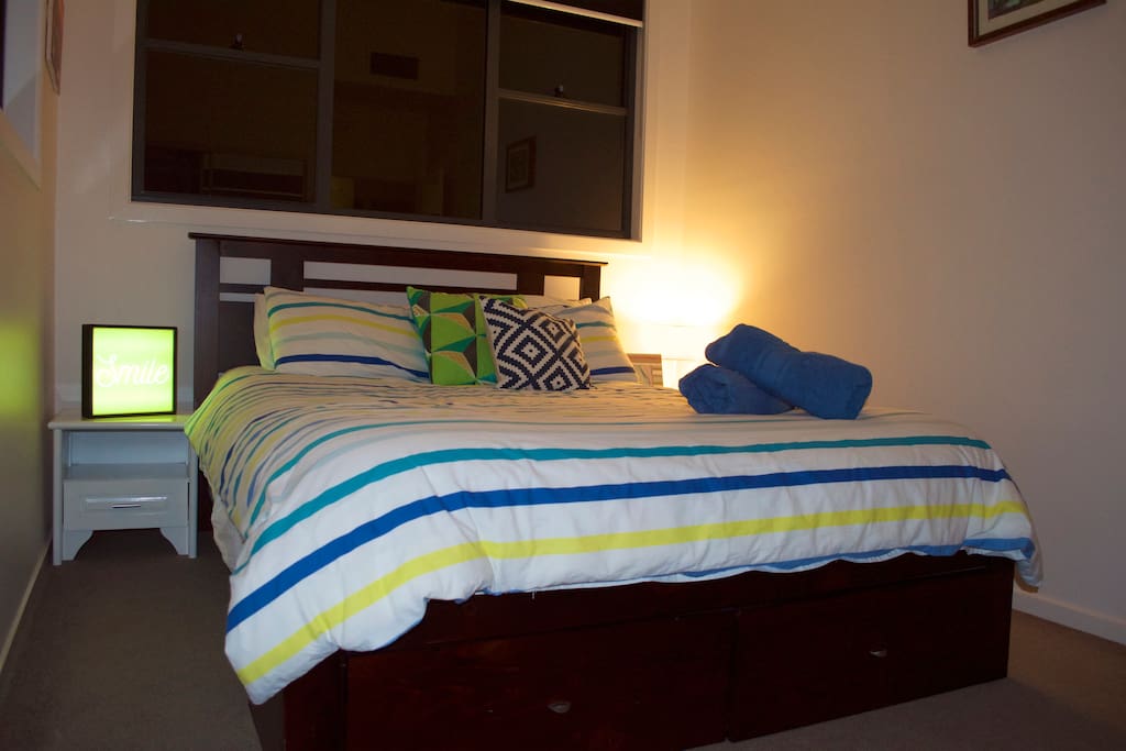 Guest bedroom - different angle