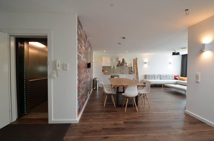 3 Bathroom * Rhapsody In Roof * Penthouse gallery image 2