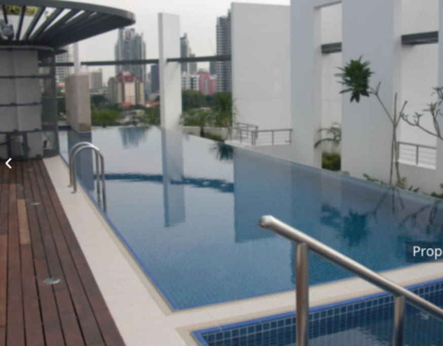 PISCINE - JACUZZI