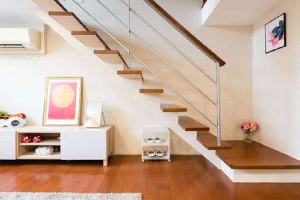 樓中樓室內階梯A private inner staircase