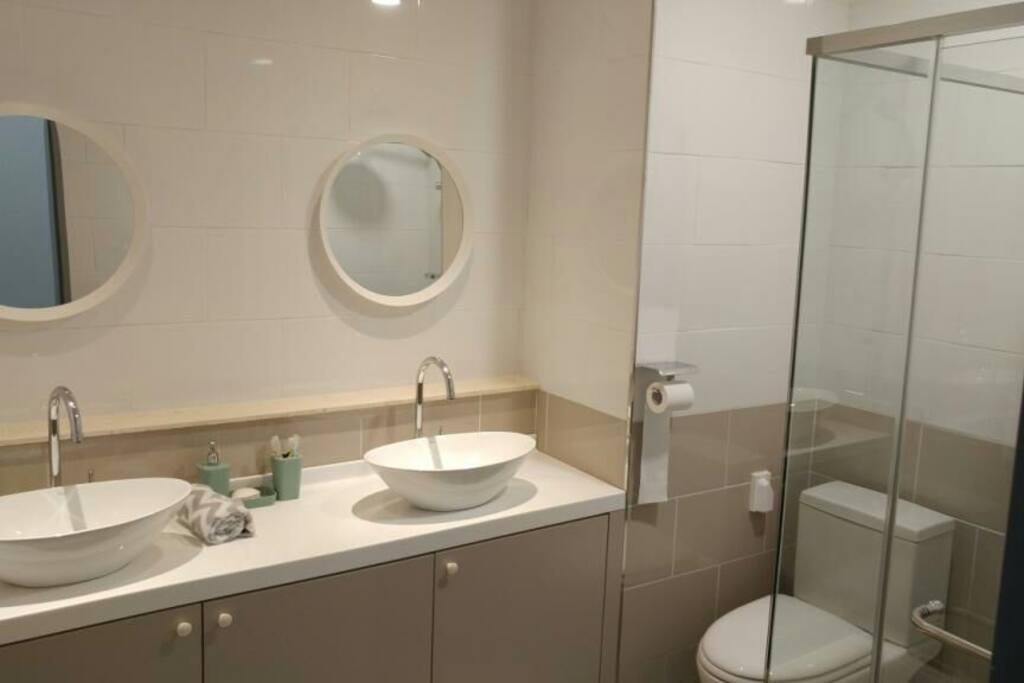 bathroom for guest(shower booth)