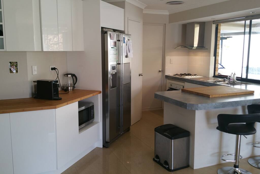 Kitchen with loads of bench space.