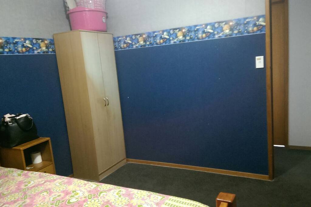 Room 1