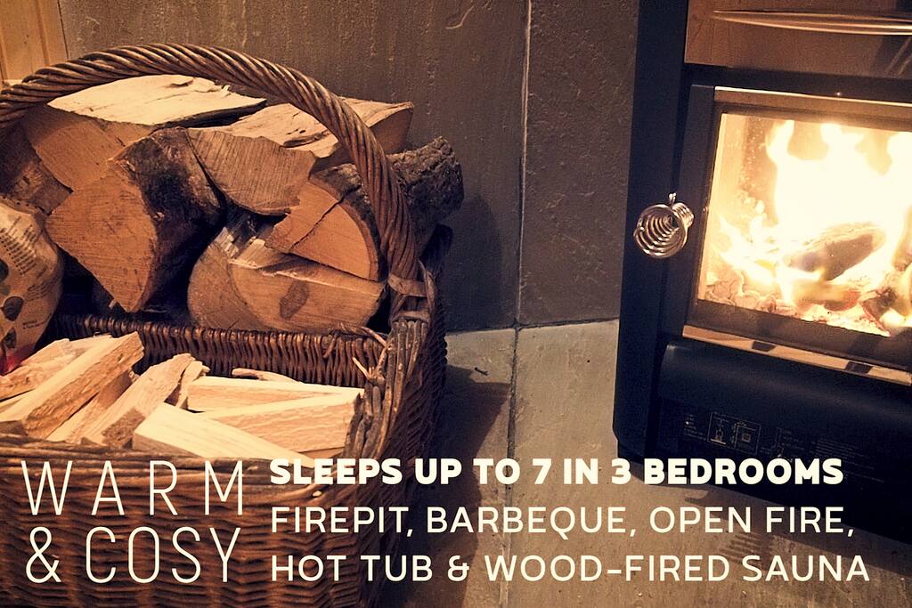 Log basket for woodfired sauna cabin