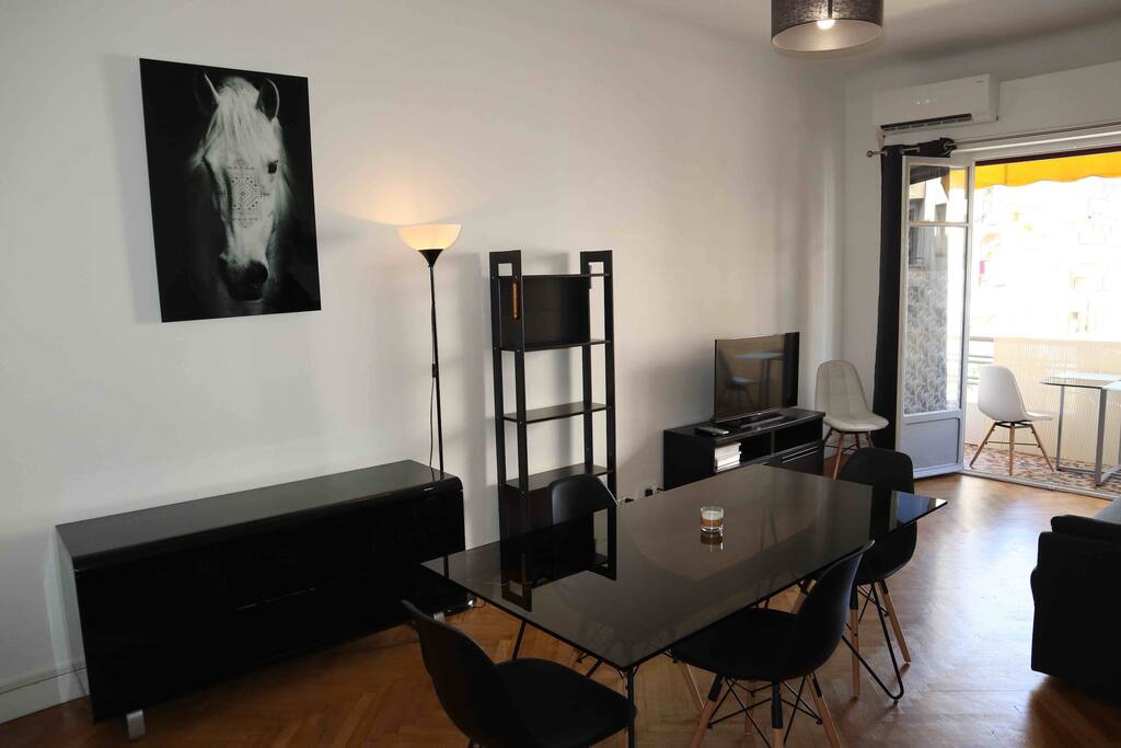 Living room with terrasse