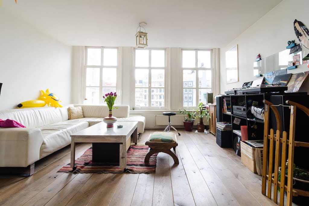 Living Room (shared space)