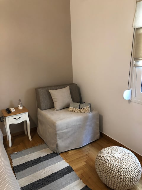 Top Airbnb: Luxurious Studio in the heart of Athens in ιλισια παρκο