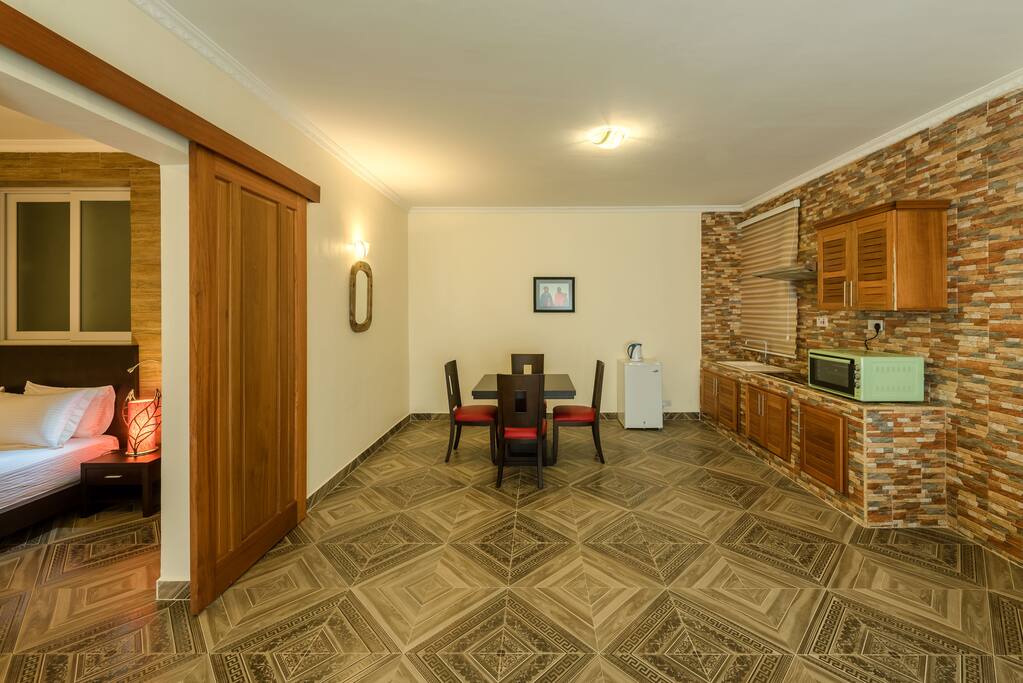 Dining Room and Kitchennette