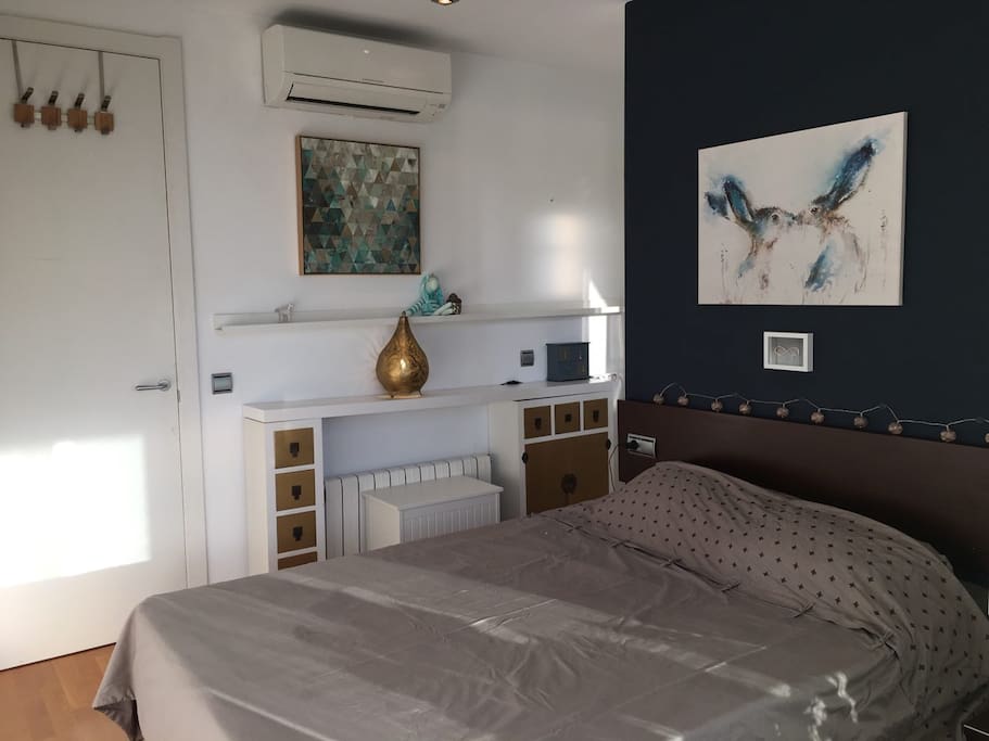 Private bedroom