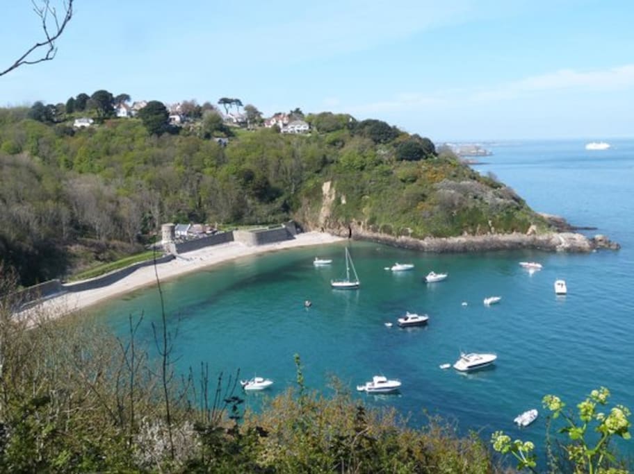 Fermain Bay