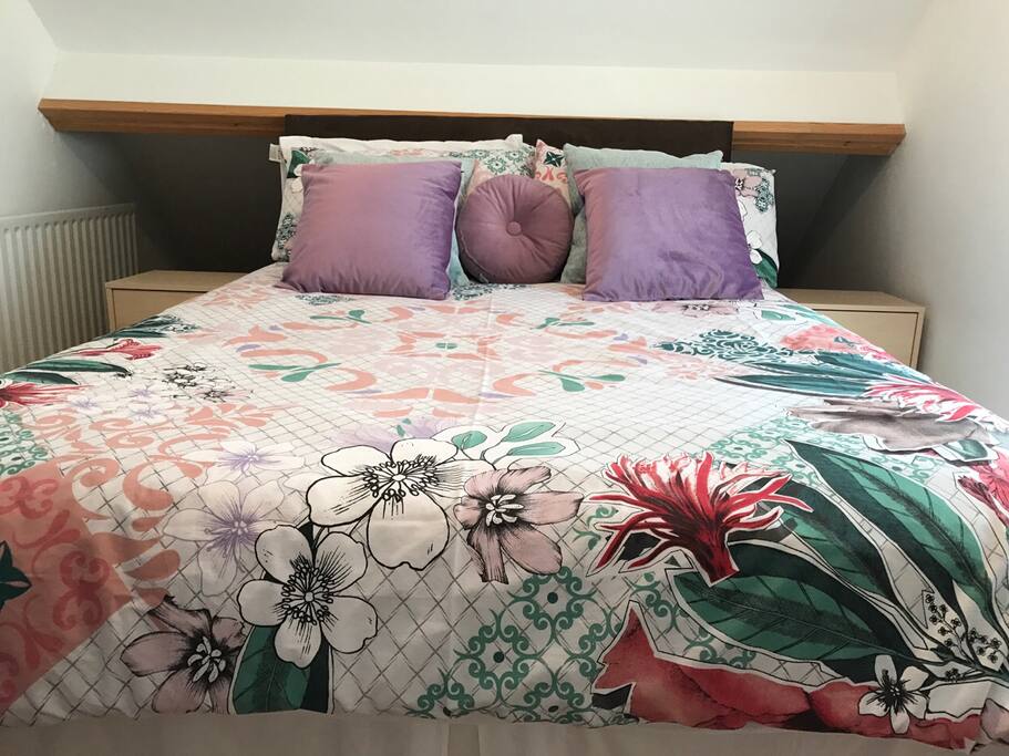 Bed 2 ( there are 2 beds in this bedroom)