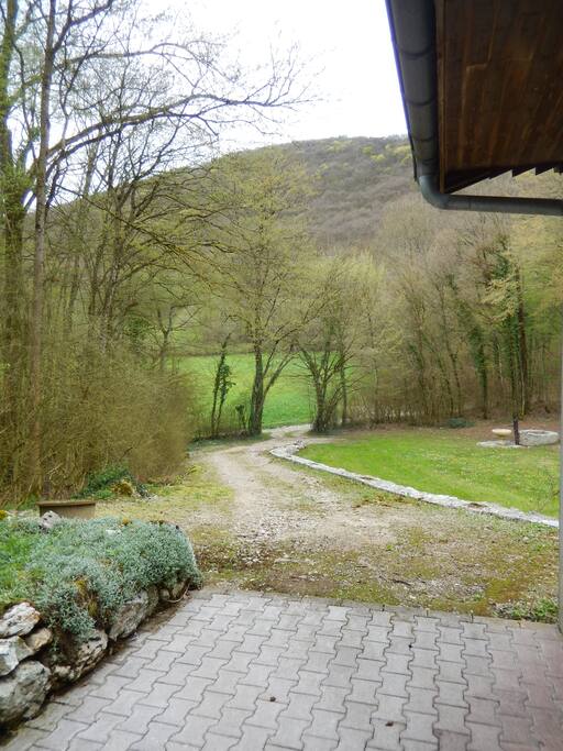 Terrasse privative et accès privé pour le studio