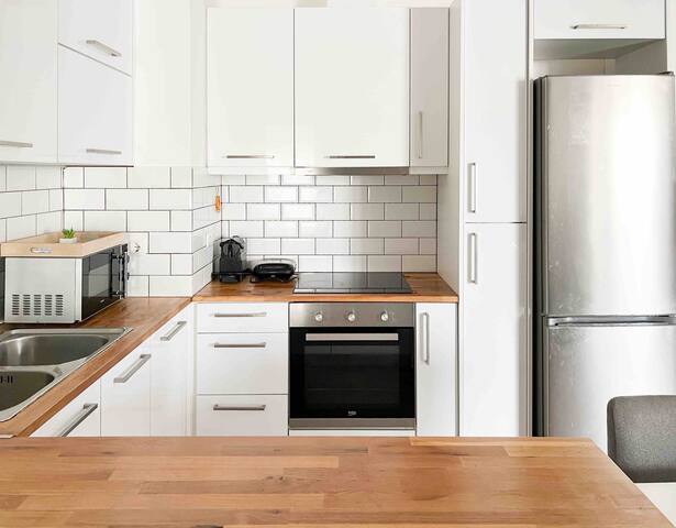 Athens Hill Suite gallery image 5