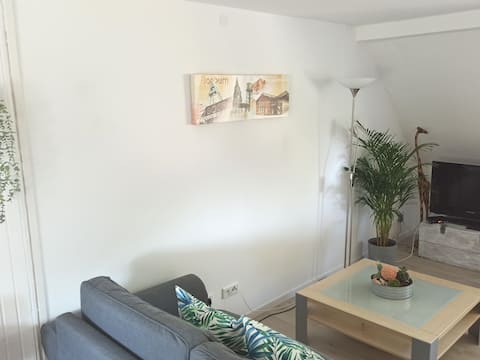 Cozy DG apartment with charm in BO-Ehrenfeld