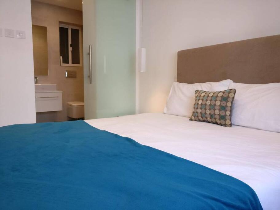 Main Bedroom with ensuite
