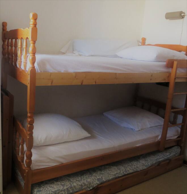 Chambre 3 couchages