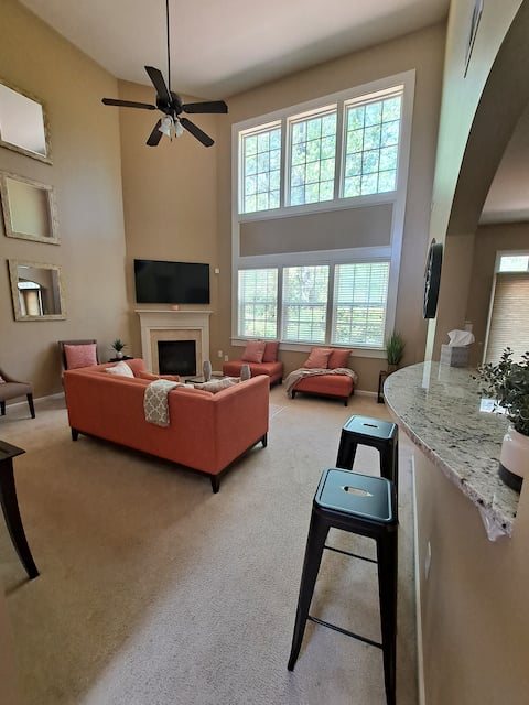 Successful Airbnb property: *Serenity in Suburbia*8 mi to ATL, Sleeps 5, Cozy! in South Fulton