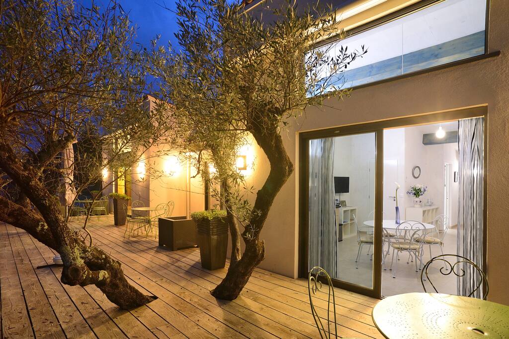 Bleu Azur, maison contemporaine dans l'arrière pays Niçois