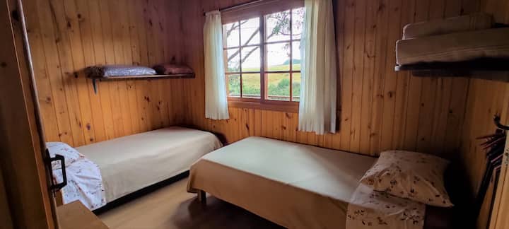 Ერთადგილიანი საძინებელი