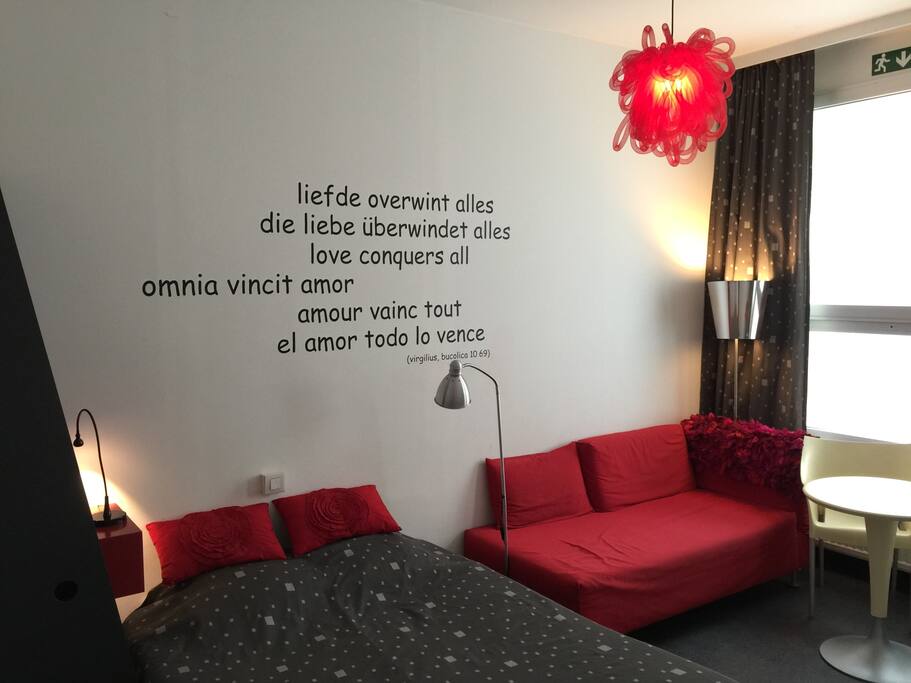 lovers room