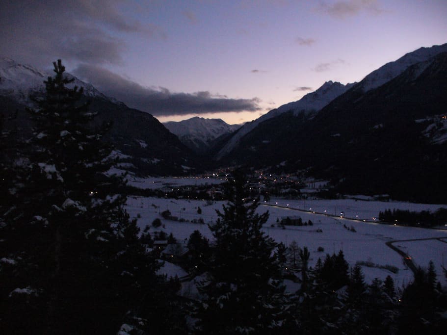 vista invernale al crepuscolo
