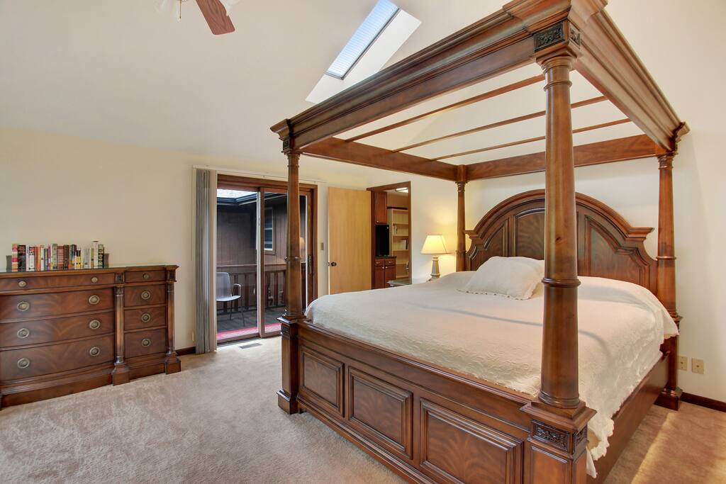 Entrance to room