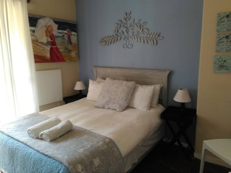 Bedroom 4 with full en suite bathroom (shower) and food prep area
