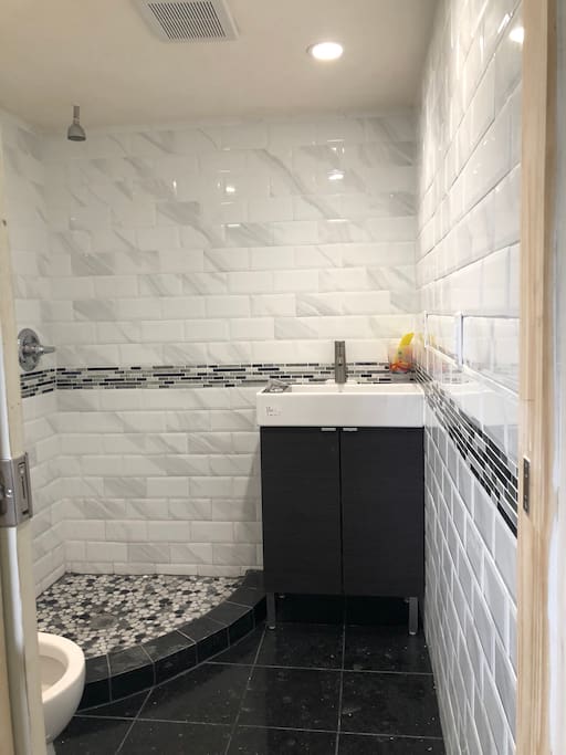 Upstairs bathroom