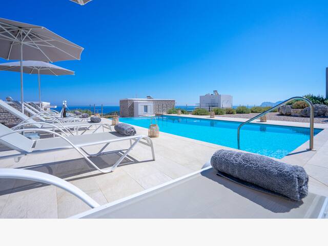 Red Rock Villa gallery image 2