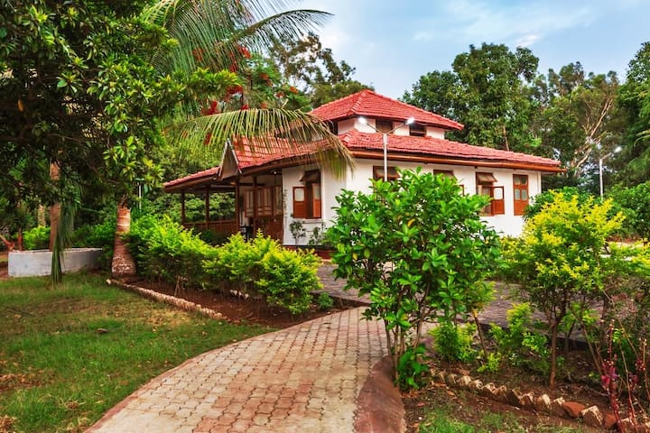 River View Villa For Family Holiday Near Lonavala June 2021 Farm Stay In Wadgaon India 4 Bedroom 4 Bathroom