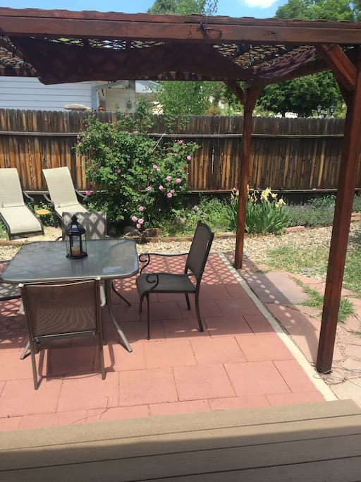 Back patio with sun chairs