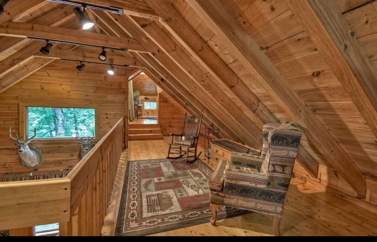 Espace salon au 2e niveau